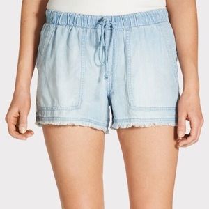 Cloth & Stone Chambray Shorts